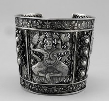 ANCIEN GROS BRACELET MANCHETTE  ARGENT MASSIF Cambodge Indochine Asie Poids 100G