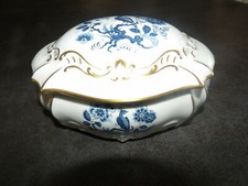 Bonbonnière boîte à bijoux porcelaine d' Art-R Bonhomme- Limoges