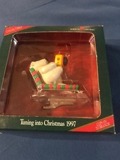 VINTAGE POLAR BEAR CLIP