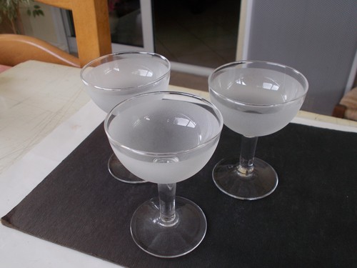 Anciens verres pied en - 3, pied,