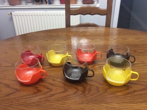 Lot tasses anciennes - de,