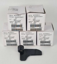 PANASONIC Lot de 5 Crochets à