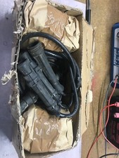 1 paire de bobine d'allumage double avec fils a bougies renault (moteur 1,6l K )