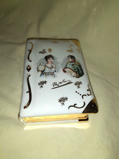 LIVRE MOTIF JOSEPHINE