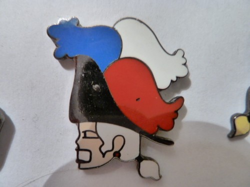 Pin saggay - ,