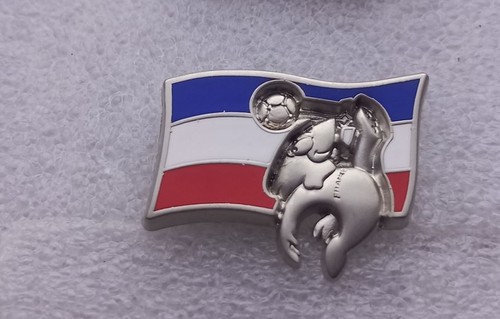 Ed413 pin coupe monde - pin's,
