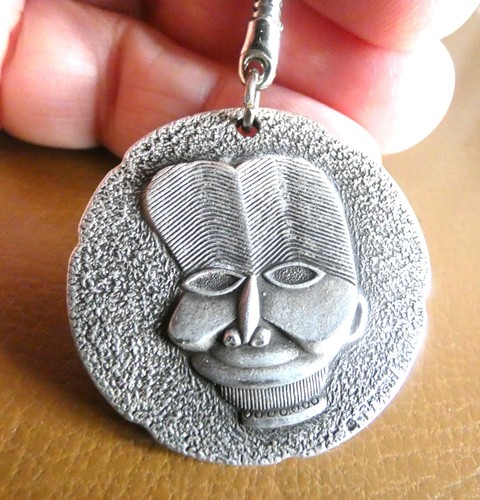 Ancien porte clé métal