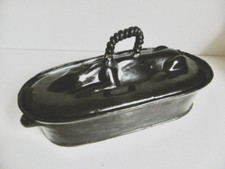 BELLE TERRINE GÎTE AU LIÈVRE EN TERRE VERNISSÉE XIXème - OBJET DÉCORATIF