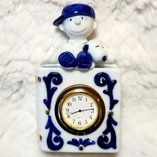 Horloge de table en faïence