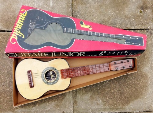 Vintage ancienne guitare - vintage,