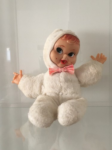 Poupon bébé mignon plush