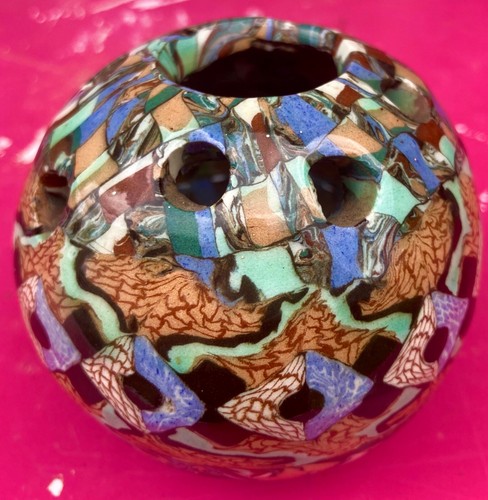 Vase boule pique fleurs - fleurs, art
