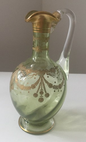 Ancienne carafe huilier