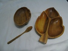 Lot de 2 raviers et 1 cuillère en bois