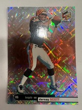 QTY: 1999 Upper Deck HoloGrFx