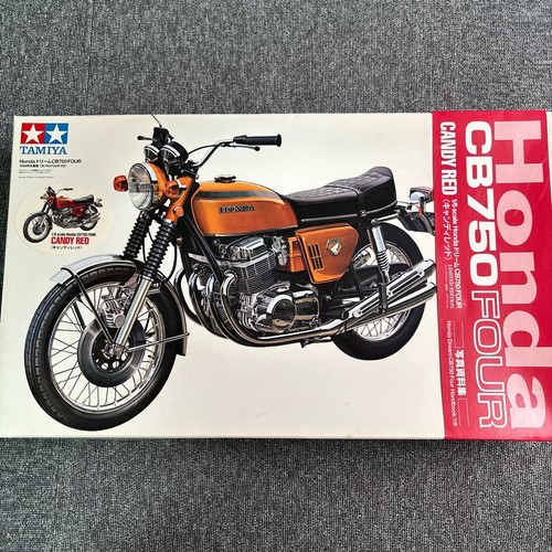 Tamiya honda cb750four - 1/6,