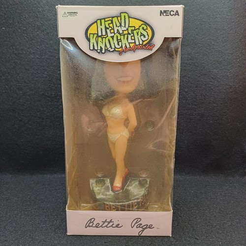 Neca head knockers bettie page - knockers,