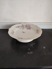 Présentoir en porcelaine