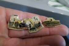 lot 3 Pin S broche Badge