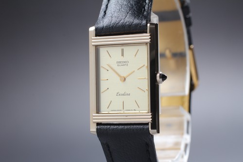 Presque comme neuf montre - [presque, neuf]