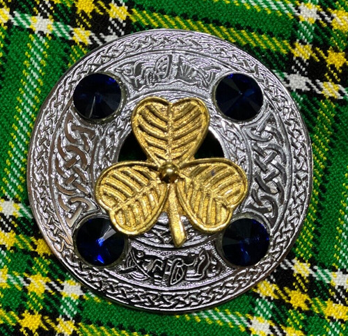 Broche kilt écossais plaid - de,