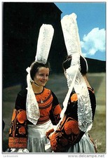 29 - costume de bretagne - le costume bigouden ----