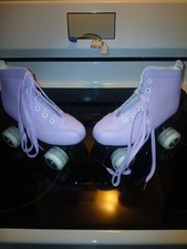  Pink/Purple Lace Up Roller