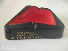 Cendrier noir et rouge cognac prince Hubert de Polignac