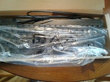 Clavier HP FILAIRE USB  , AZERTY - Excellent etat , pratiquement jamais servi