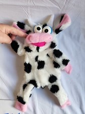 Vache peluche marionnette