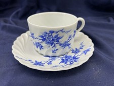 Tasse a thé porcelaine de