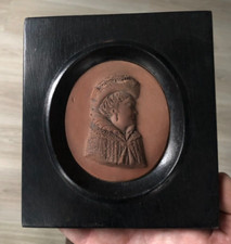 Ancien Cadre Bois et terre cuite Portrait Femme Anglaise ?