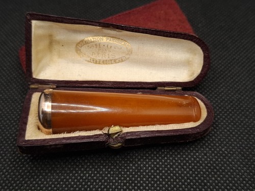 Ancien fume cigarette - fume, en