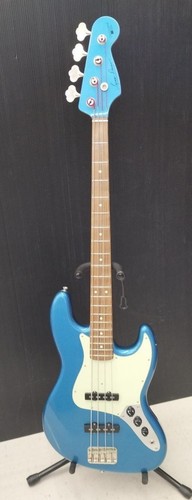 Guitare basse électrique