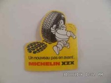 AUTOCOLLANT MICHELIN XZX un nouveau pas en avant G67