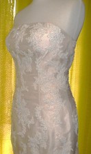 Robe mariée fourreau bustier,boutons,traine Venus Bridal champagne UK 6 /36