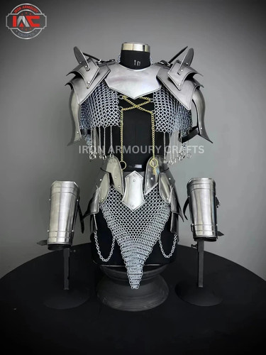 Armure médiévale brave - , dame