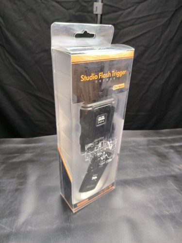 Photo studio flash trigger - photo,