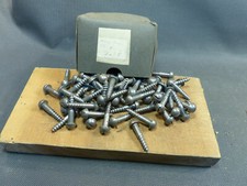 Lot de vis à bois ancien stock de quincaillerie tête ronde 7x35  30 pièces