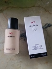 Fond de teint N°1 CHANEL