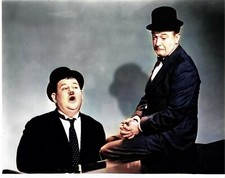 RARE COLOR STILL LAUREL AND
