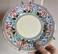 Petite assiette creuse faience