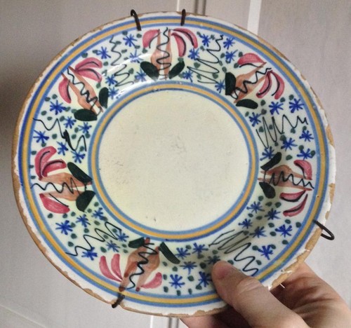 Petite assiette creuse faience