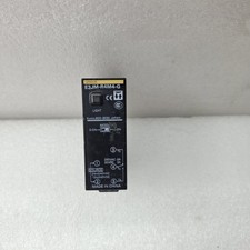 Capteur OMRON E3JM-R4M4-G