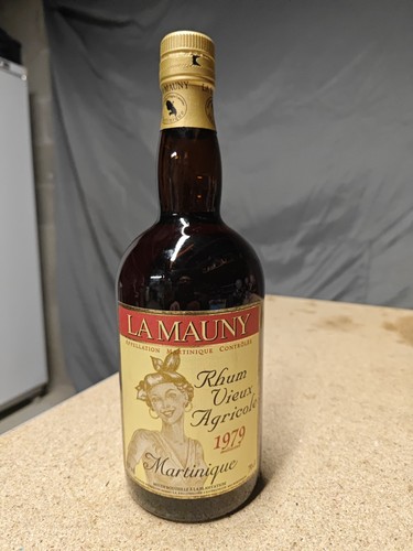 Vieux rhum mauny - la,