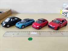 4 VOITURES MINIATURES