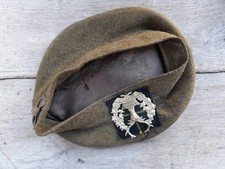 Beret Anglais Écossais Avec Son Insigne 