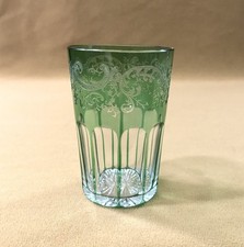 gobelet / verre à thé en cristal doublé vert SAINT LOUIS modèle RABAT non doré