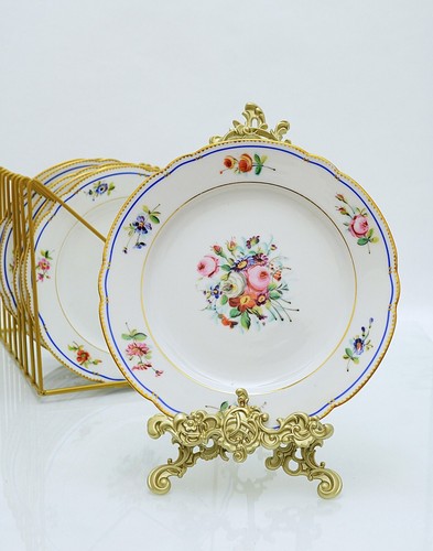 Belle assiette porcelaine - belle,