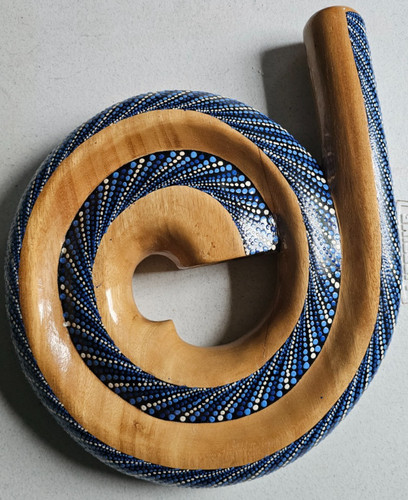 Handcrafted spiral didgeridoo - spiral,